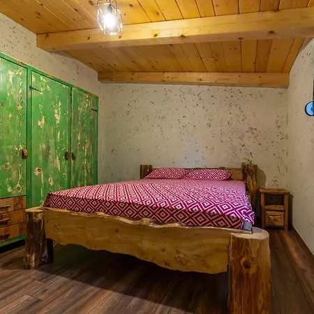 Rustic Montenegro Bridje Podgorica