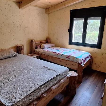 Сasa de vacaciones Rustic Montenegro Bridje *